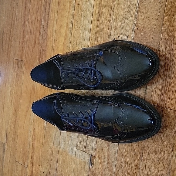 ASOS DESIGN Wide Fit Lace Up Shoes - Picture 6 of 11